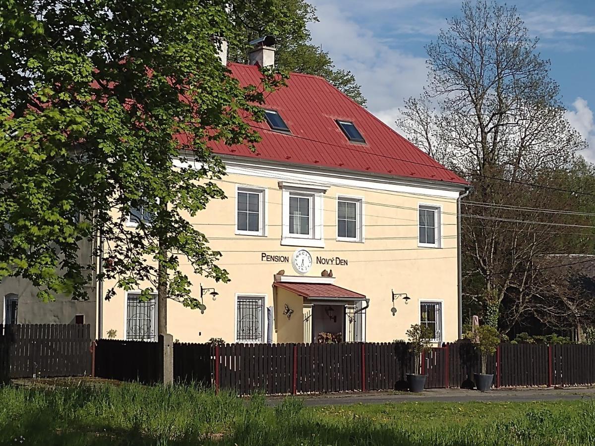 Pension Novy Den Albrechtice  외부 사진